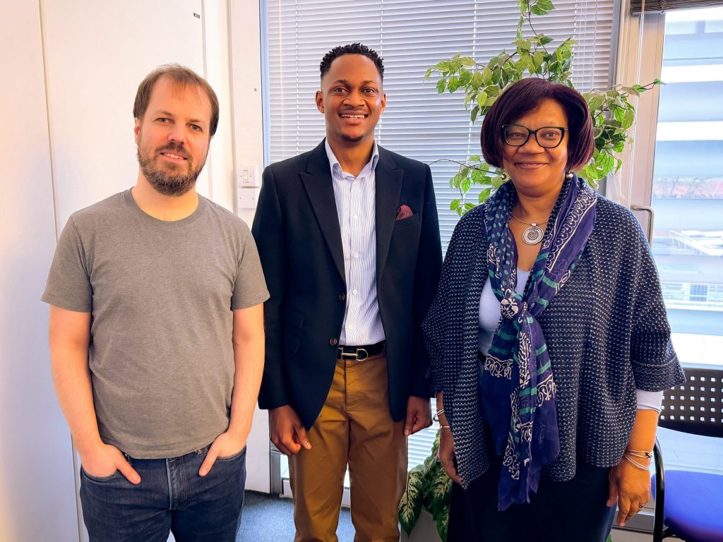 KMi congratulates Dr. Joseph Kwarteng for successfully defending his doctoral thesis