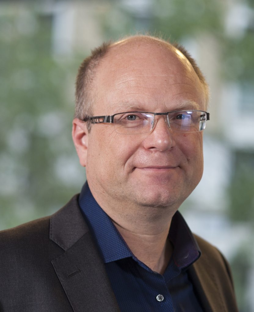 Farewell to Prof Stefan Rueger: a reflection on his legacy of pioneering in Knowledge Media